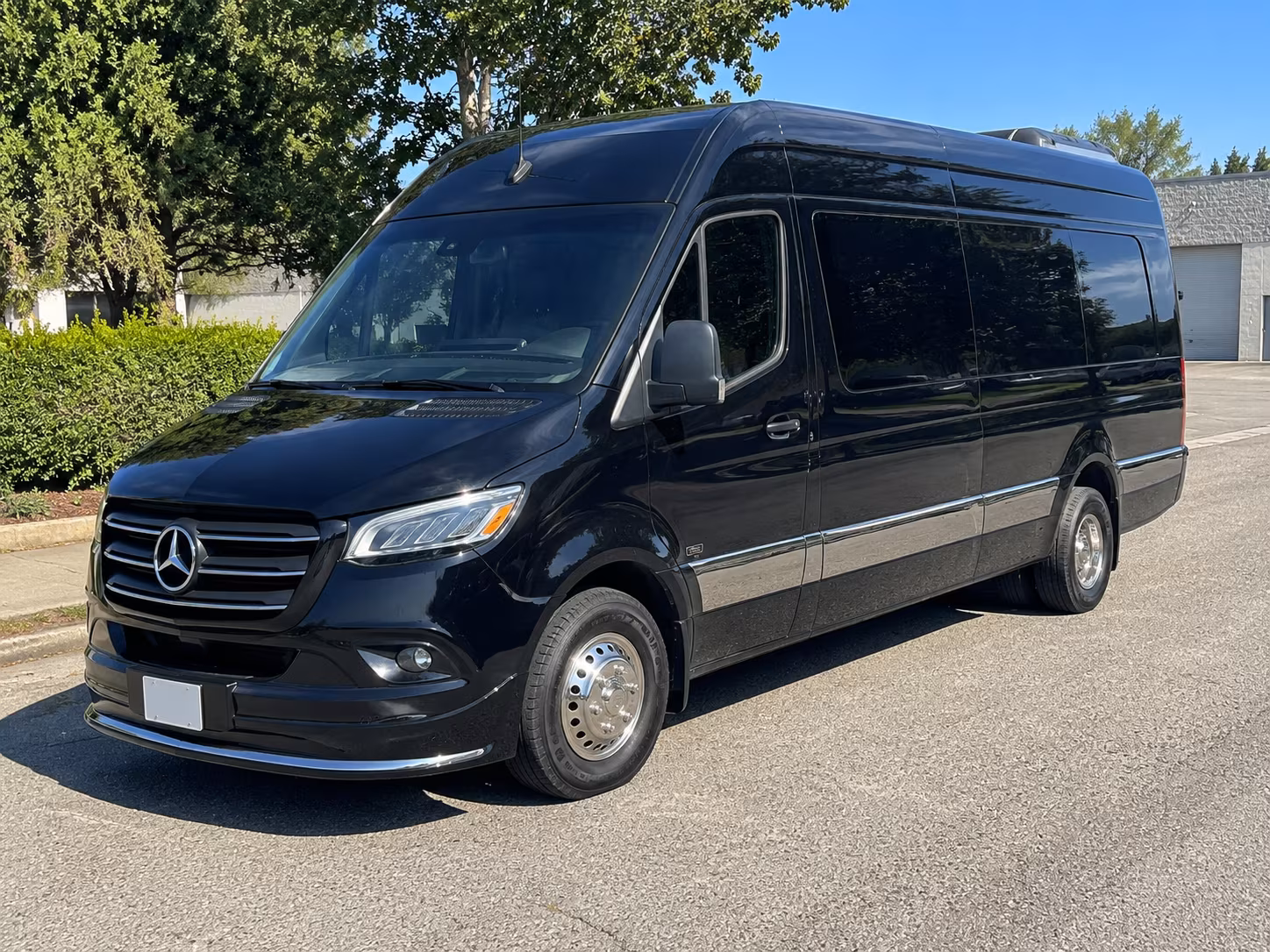 find the perfect transportation for your next corporate event 2