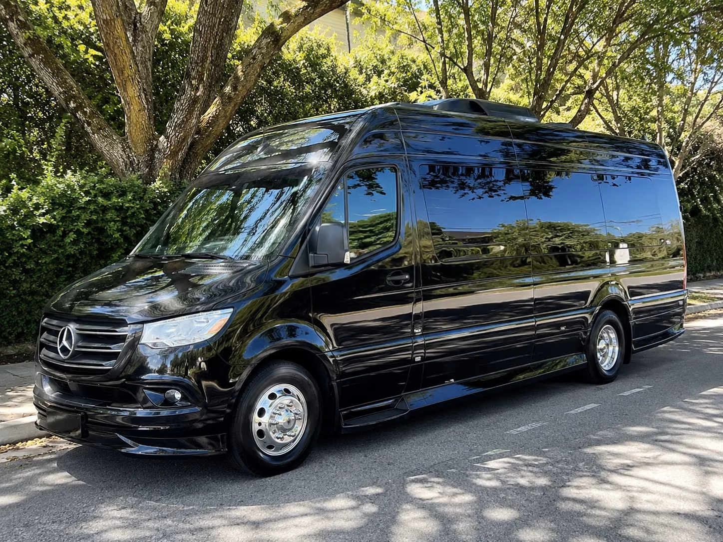 find the perfect transportation for your next corporate event 5