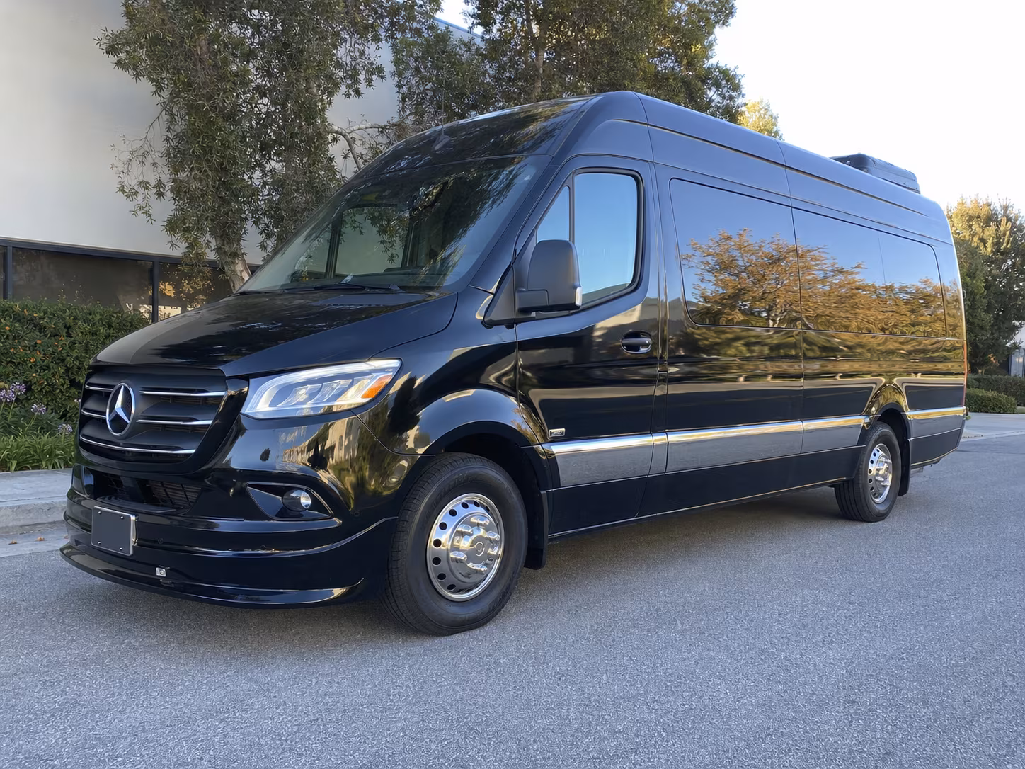 find the perfect transportation for your next wedding 4